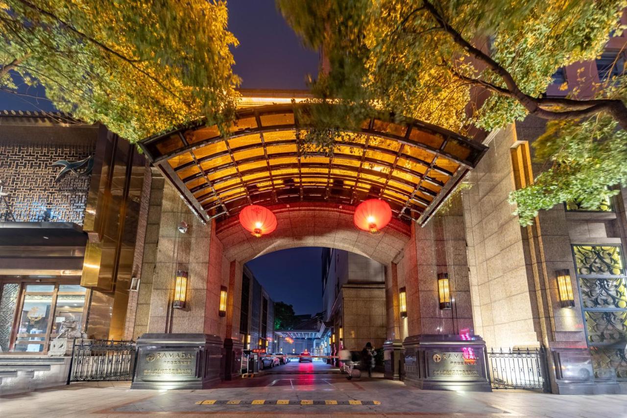Ramada Yichang Hotel Exterior foto